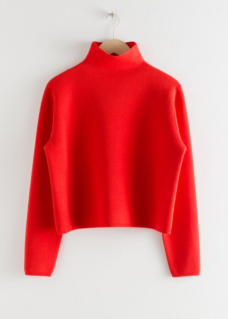 Cropped Relaxed Fit Turtleneck