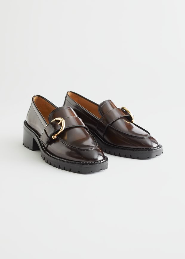 Leder-Slipper mit Schnalle und Blockabsatz