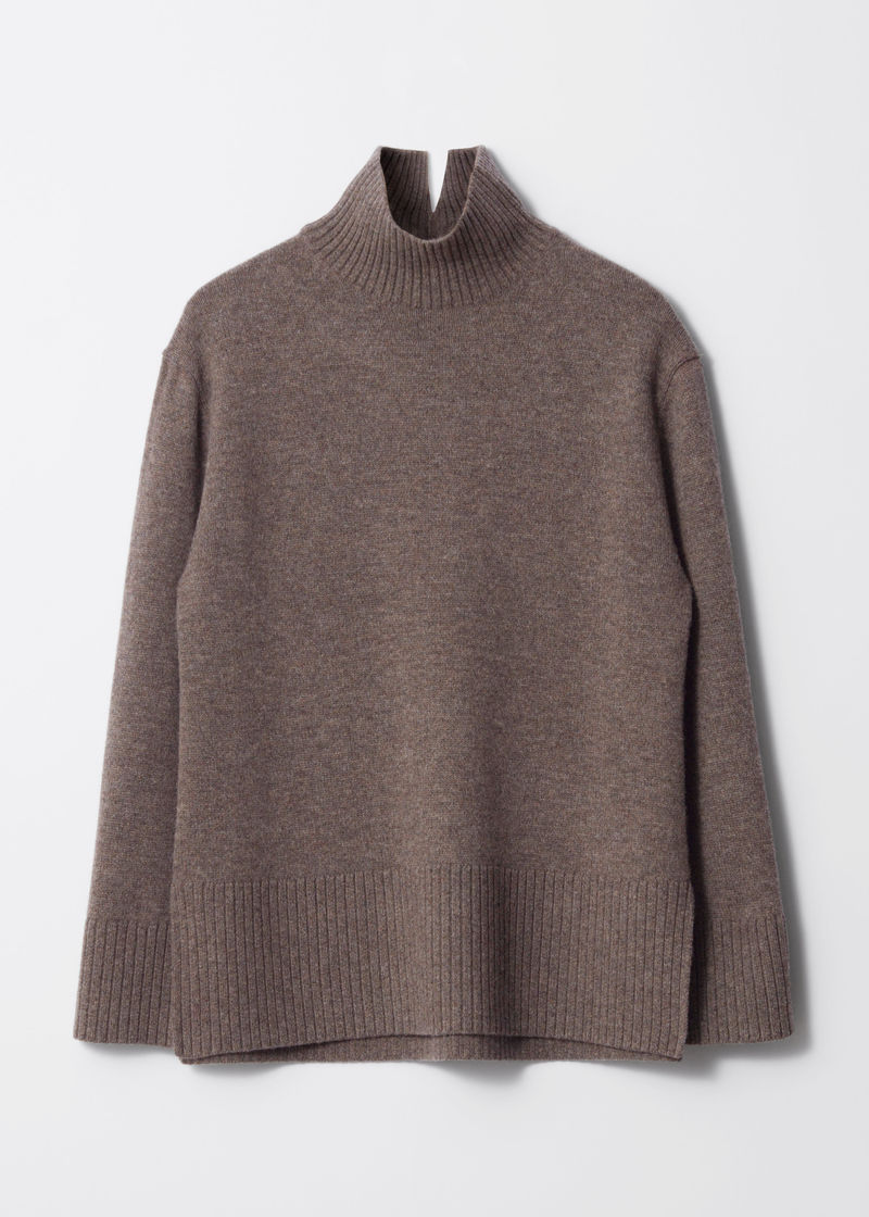 dark mole oversized turtleneck wool sweater