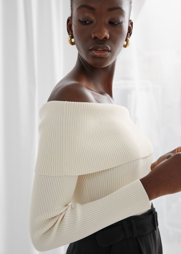 Fitted Off Shoulder Rib Top