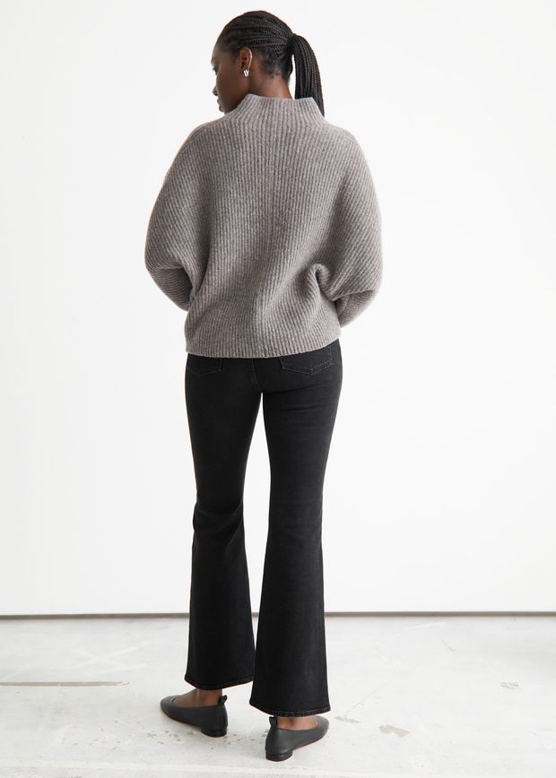 Mood Cropped Cut