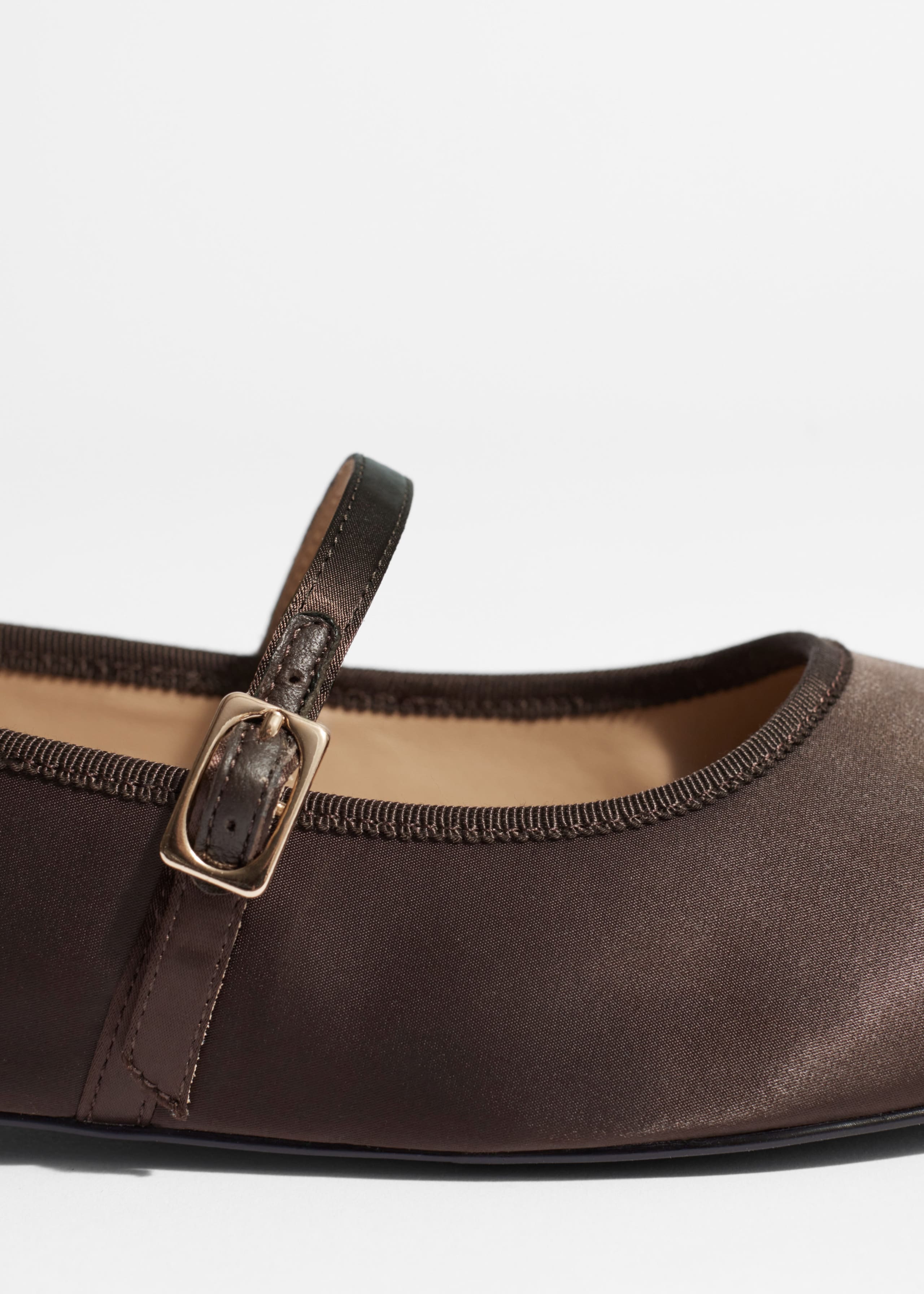 “& Other Stories” Ruched Leather Ballet Flats Ruched Leather Ballet Flats - Black - New in - & Other Stories
